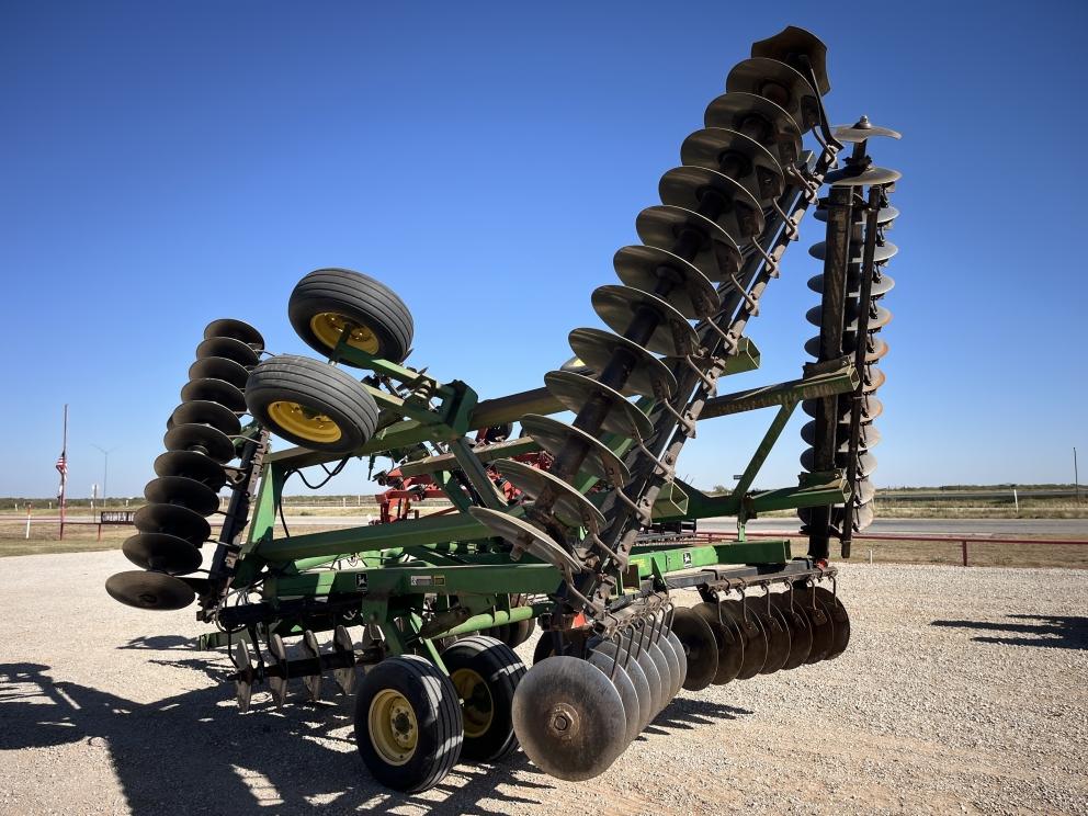 Image for 1996 John Deere 630