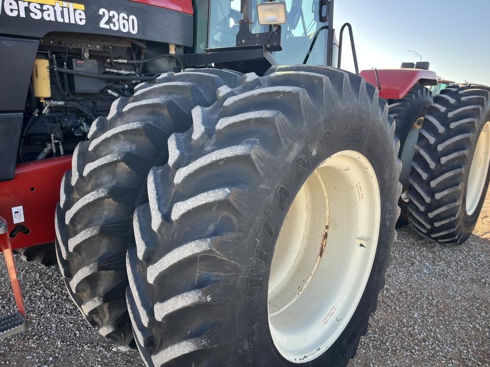 Image for 2004 Versatile 2360