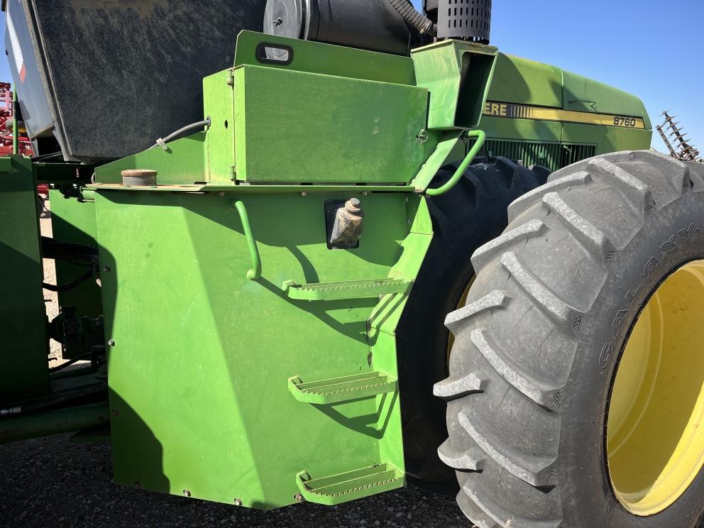 Image for 1990 John Deere 8760