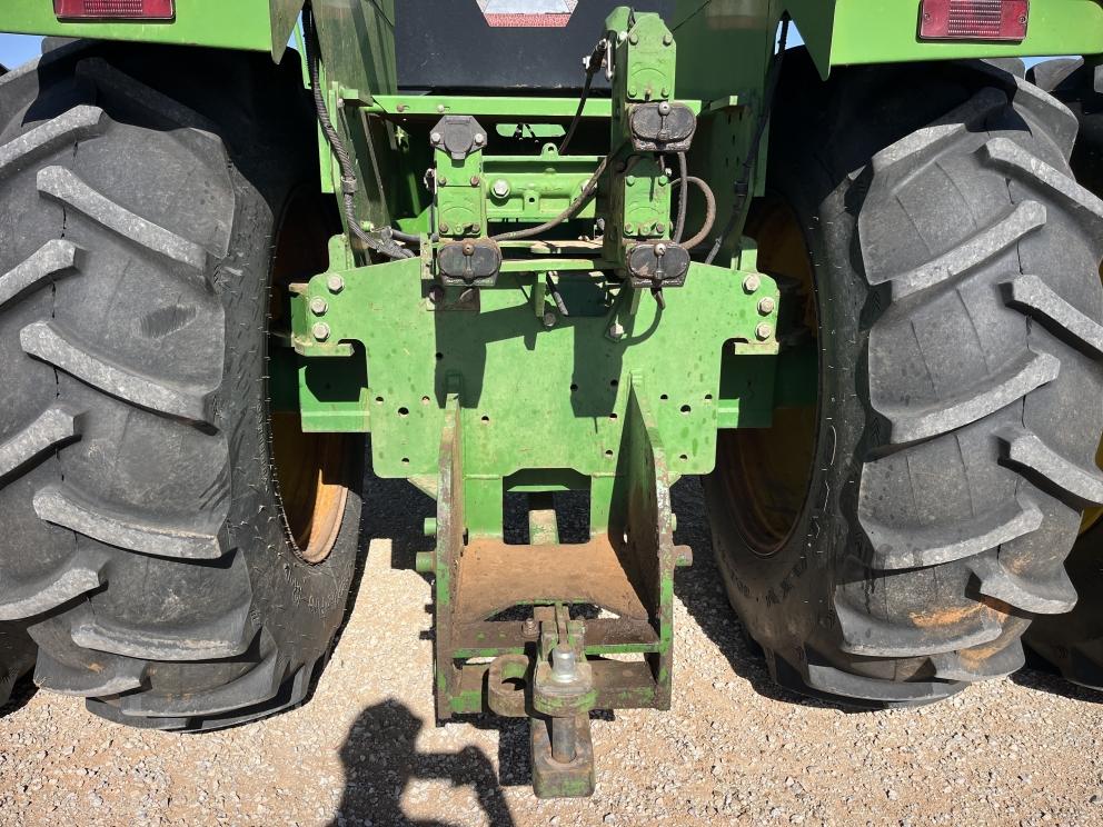 Image for 1990 John Deere 8760