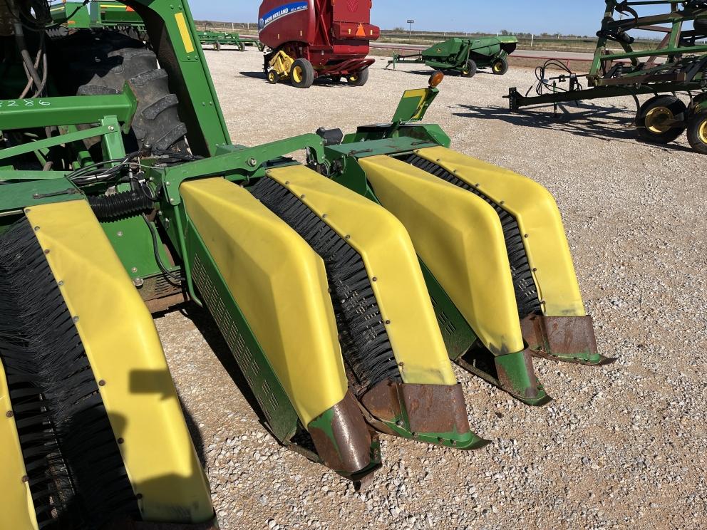 Image for 2004 John Deere 7460