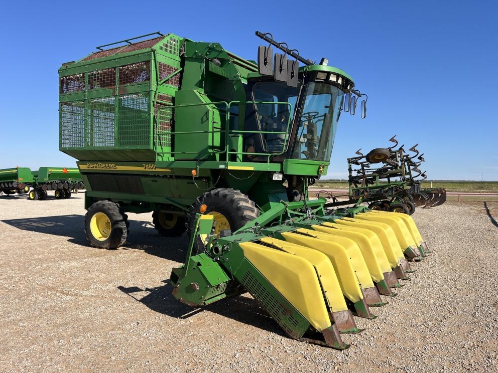 Image for 2004 John Deere 7460