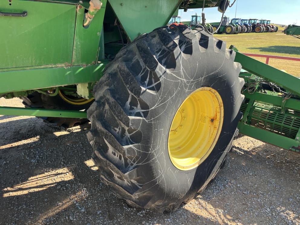 Image for 2004 John Deere 7460