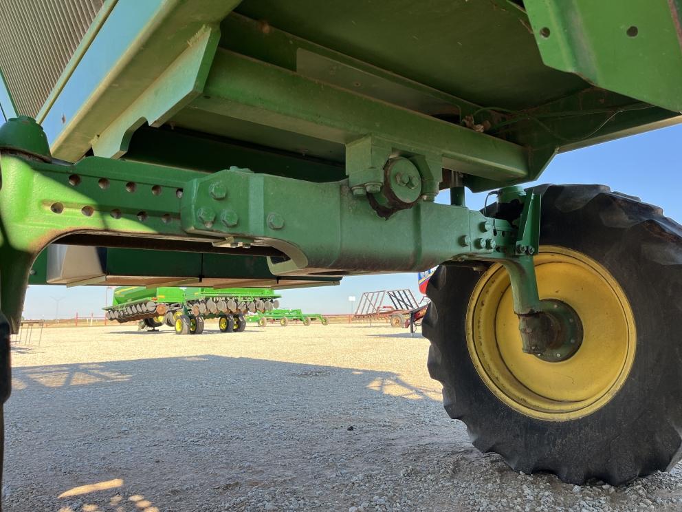 Image for 2004 John Deere 7460