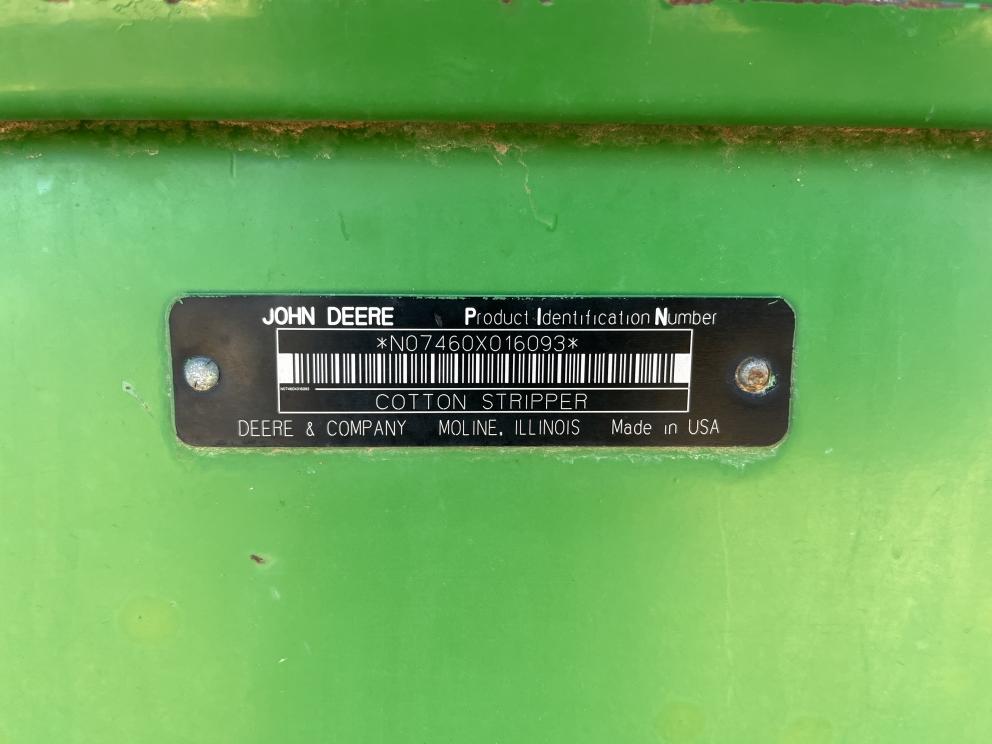 Image for 2004 John Deere 7460