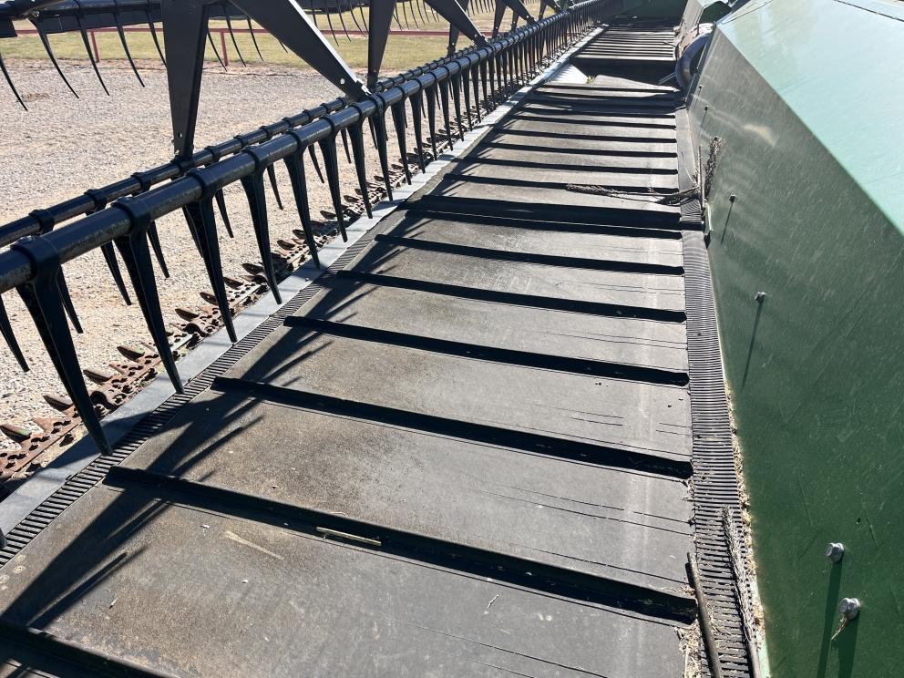 Image for 2016 John Deere 640FD