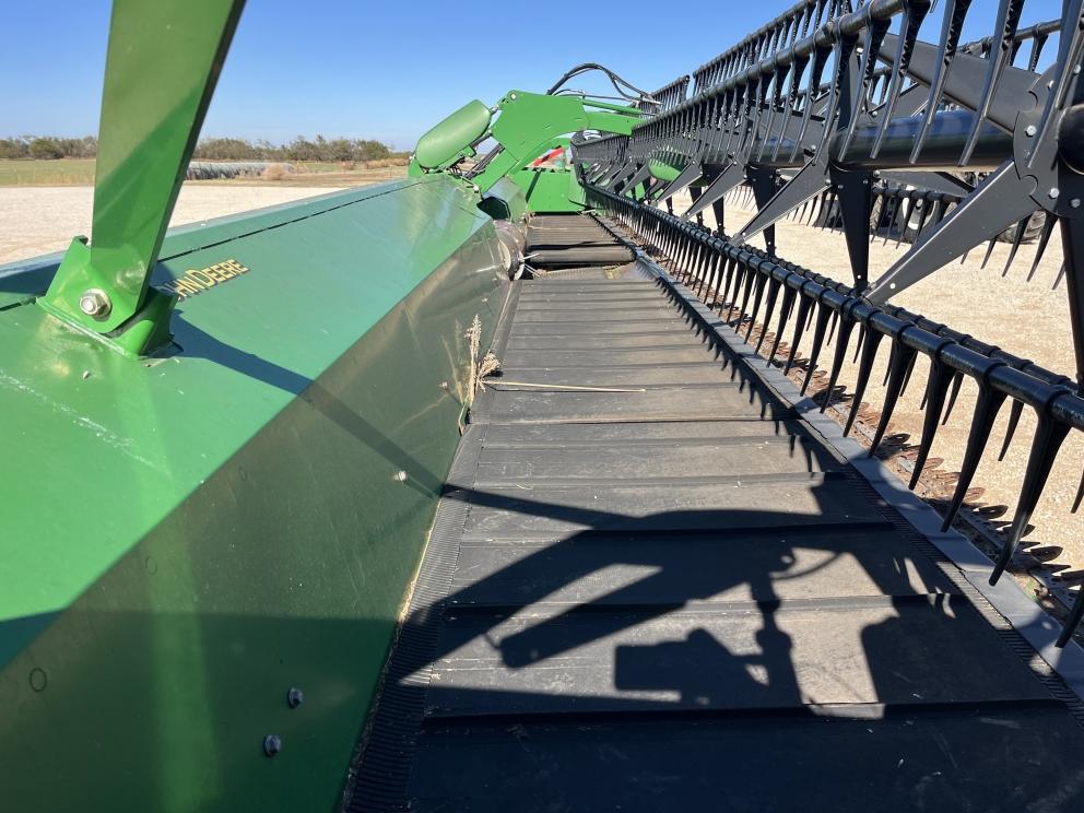 Image for 2016 John Deere 640FD