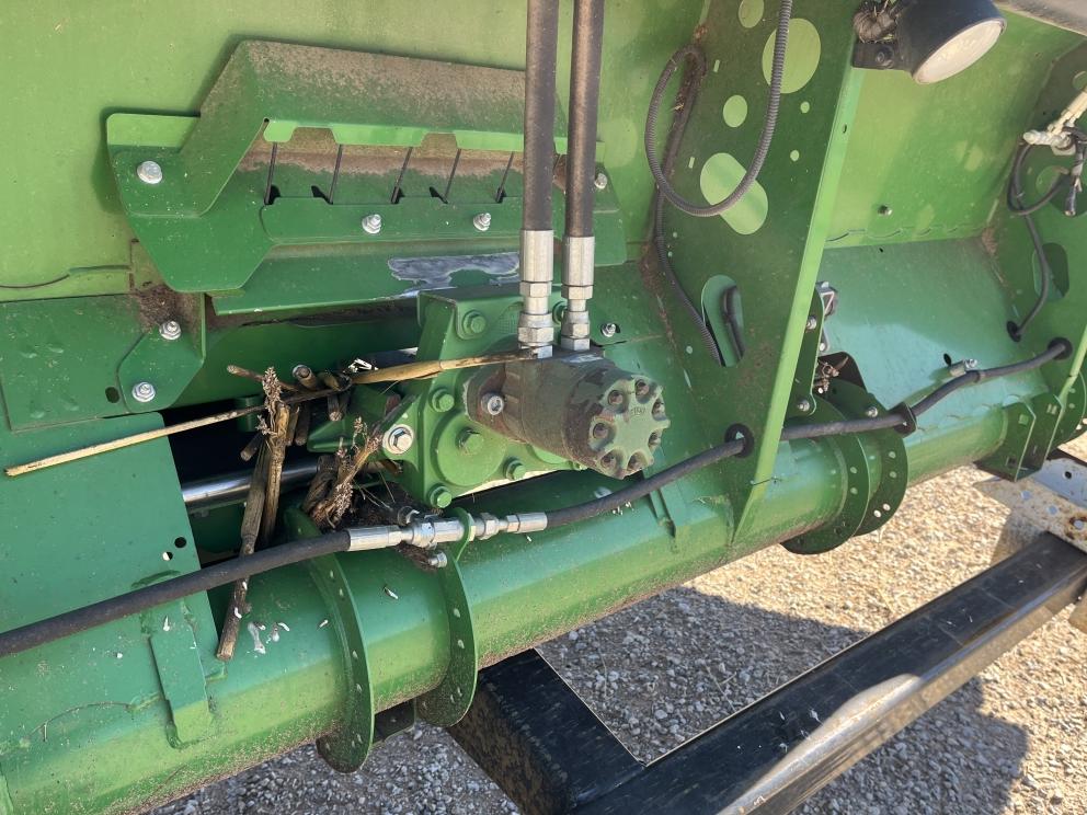 Image for 2016 John Deere 640FD