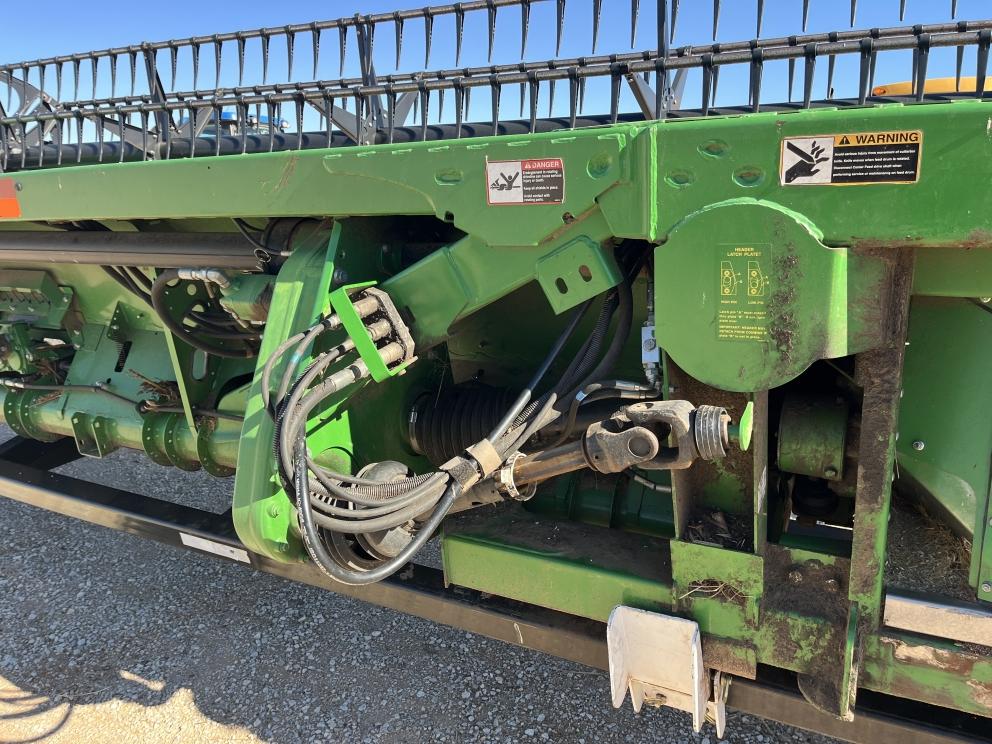 Image for 2016 John Deere 640FD