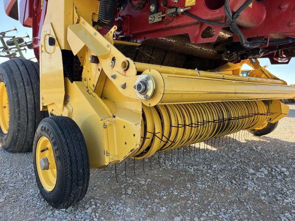 Image for 2015 New Holland ROLL-BELT 460