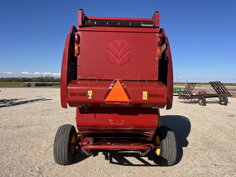 Image for 2015 New Holland ROLL-BELT 460