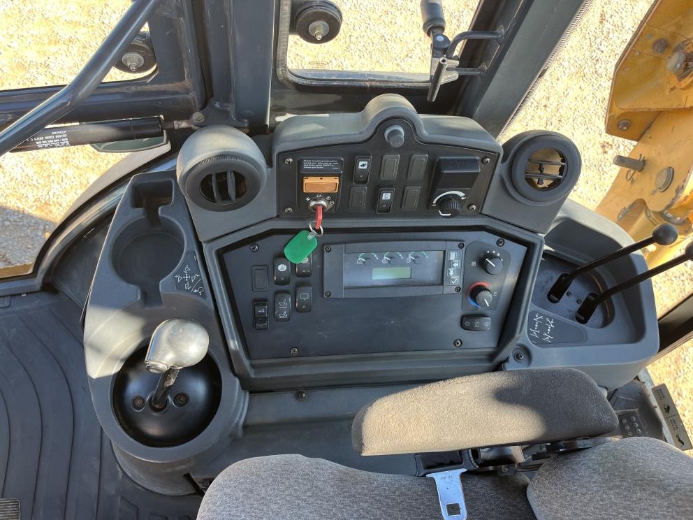 Image for 2012 Deere 310SJ