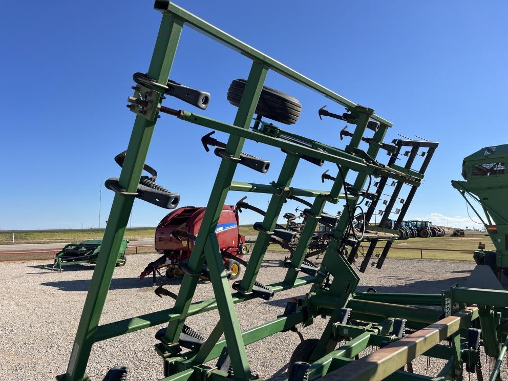 Image for 2003 John Deere 980