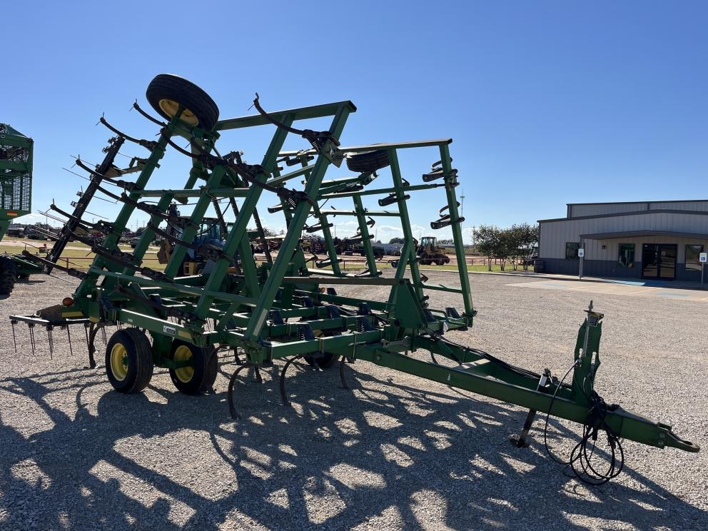 Image for 2003 John Deere 980