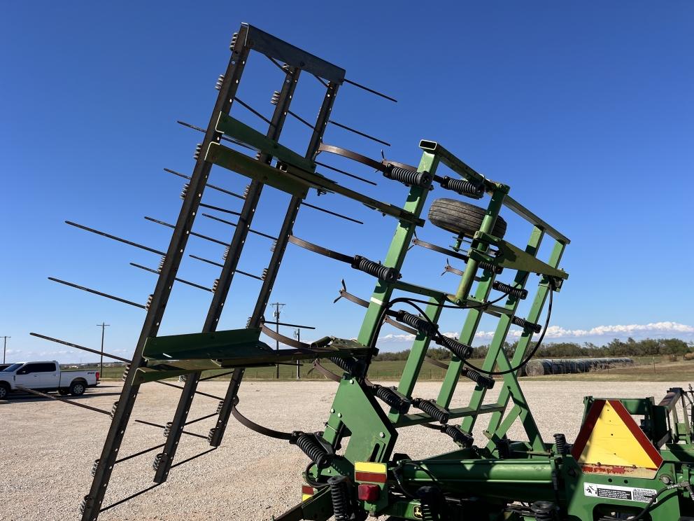 Image for 2003 John Deere 980