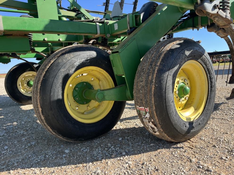 Image for 2003 John Deere 980