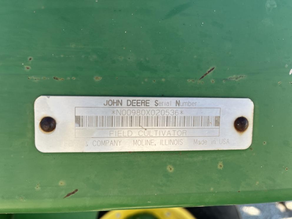 Image for 2003 John Deere 980