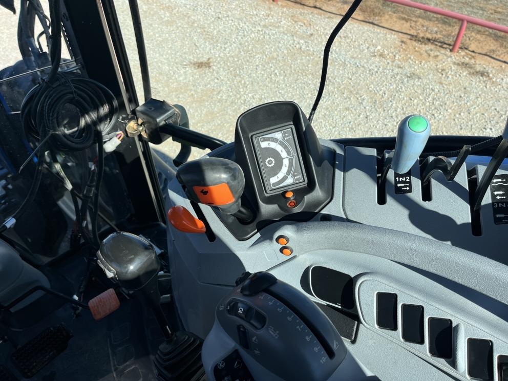 Image for 2014 New Holland T6.175