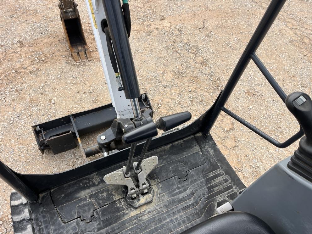 Image for 2023 Bobcat E20