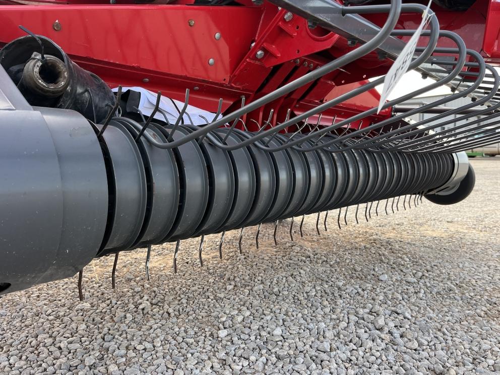 Image for 2017 Massey Ferguson 1840