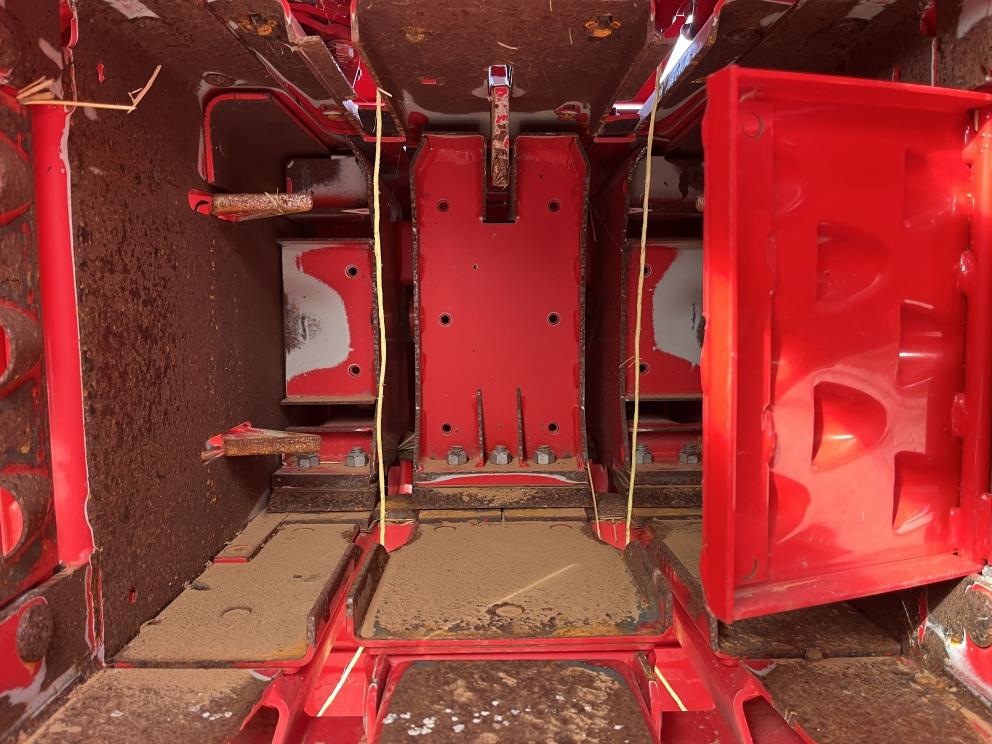 Image for 2017 Massey Ferguson 1840