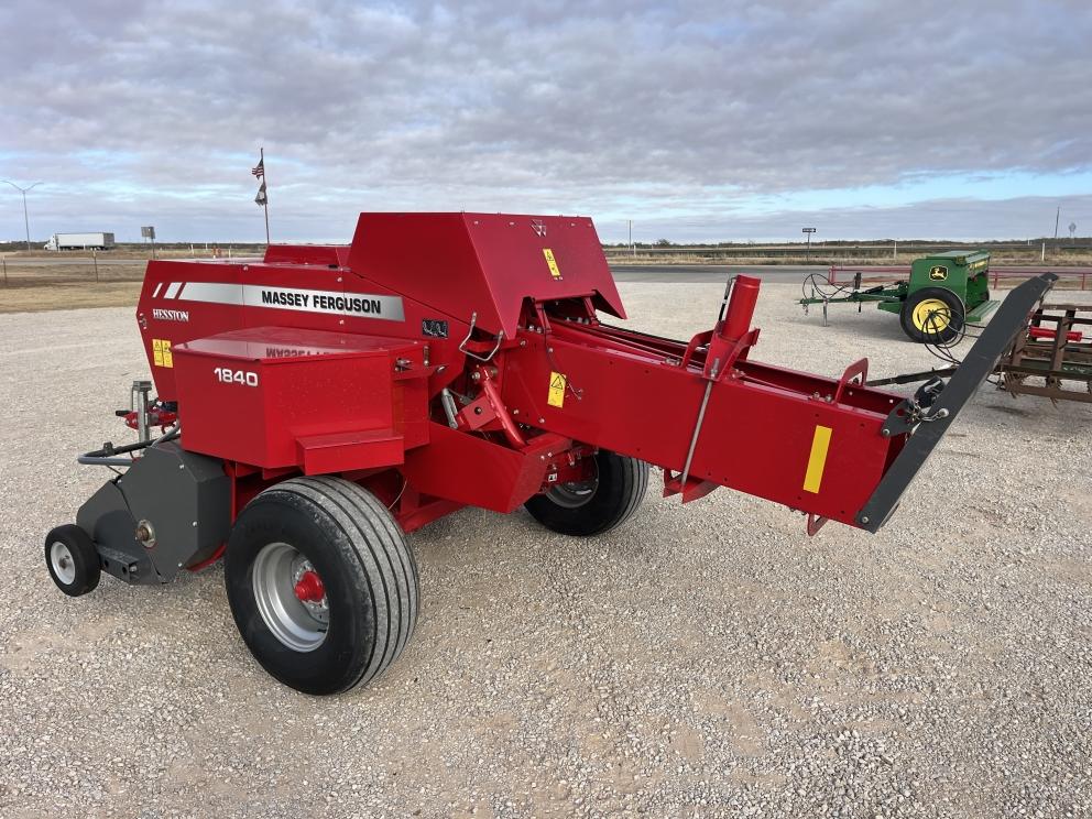 Image for 2017 Massey Ferguson 1840