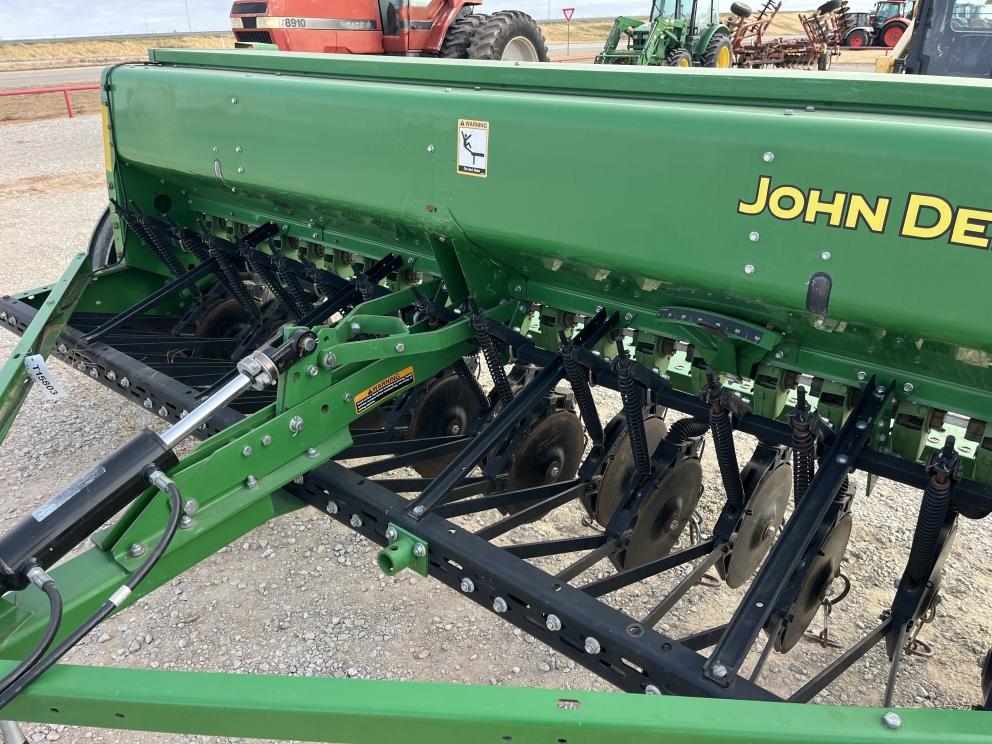 Image for 2016 John Deere BD1110