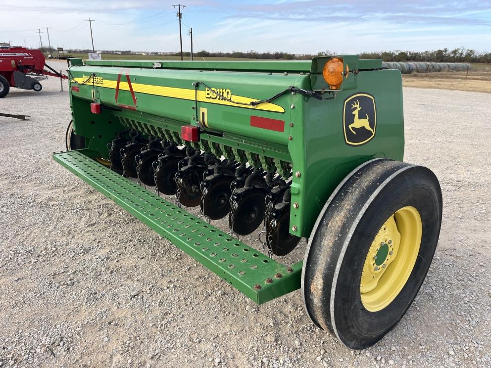 Image for 2016 John Deere BD1110