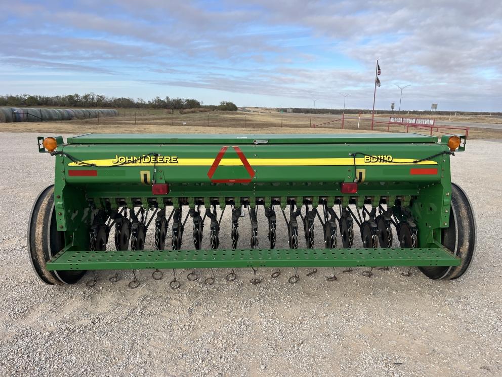 Image for 2016 John Deere BD1110