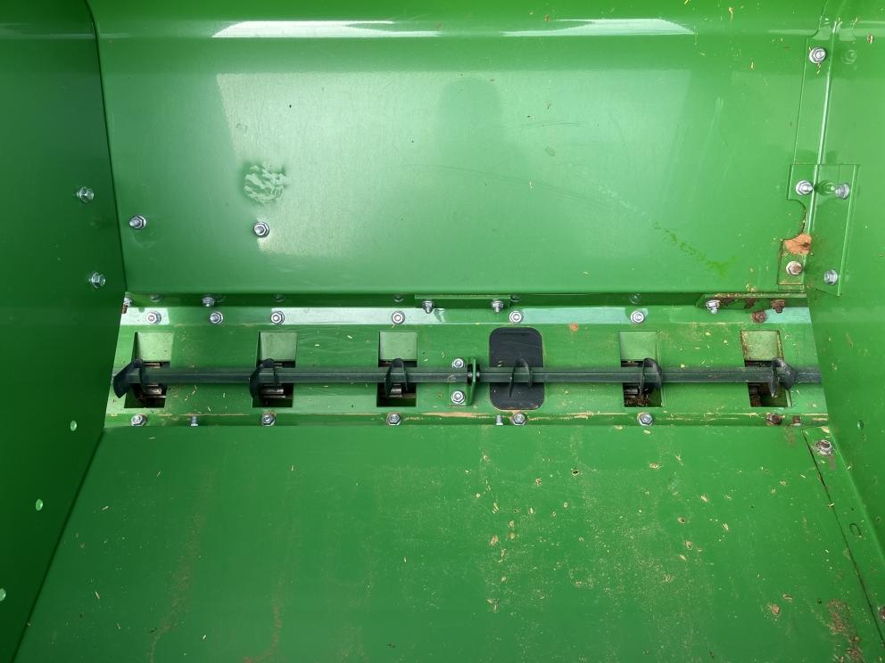 Image for 2016 John Deere BD1110