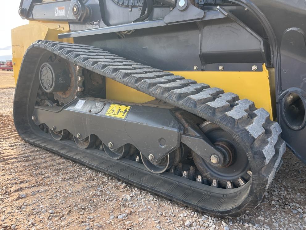 Image for 2016 New Holland C232