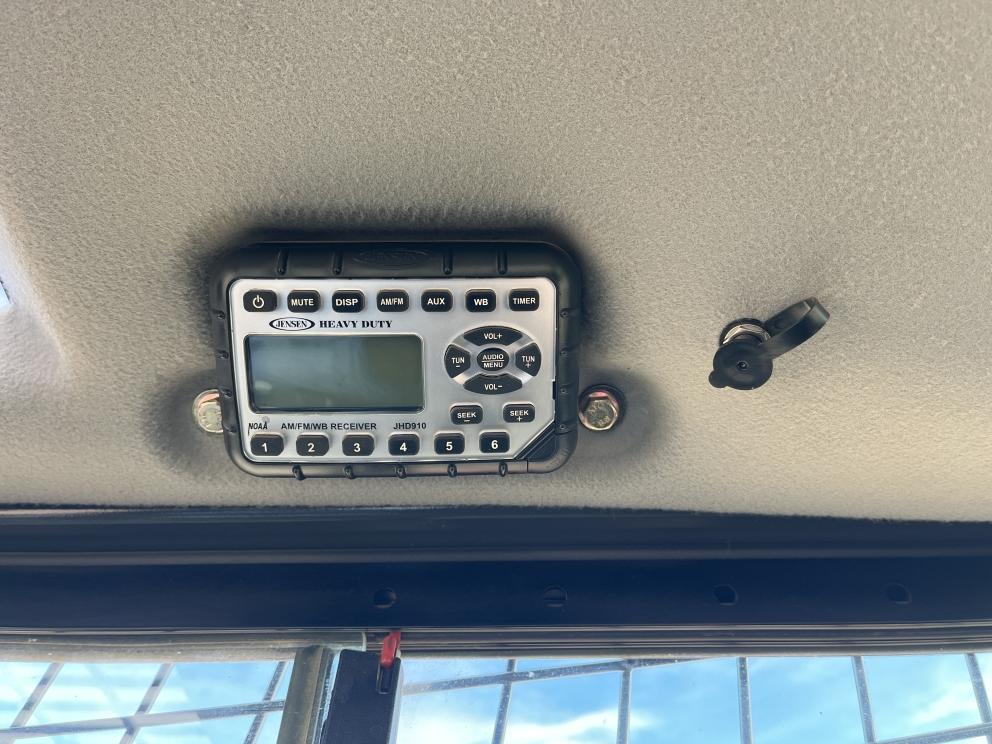 Image for 2016 New Holland C232