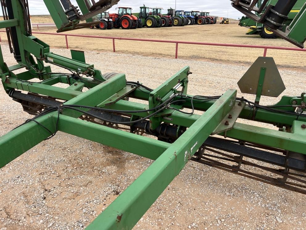 Image for 2002 John Deere 200