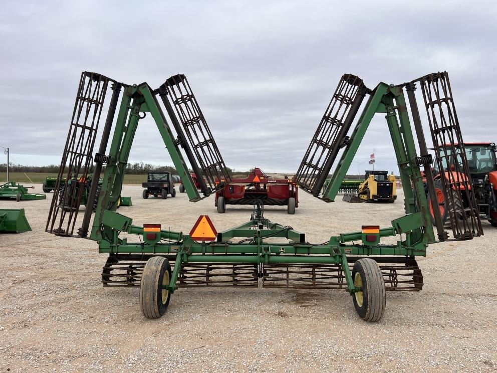 Image for 2002 John Deere 200