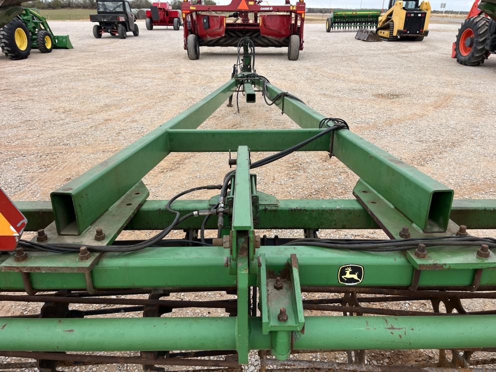 Image for 2002 John Deere 200