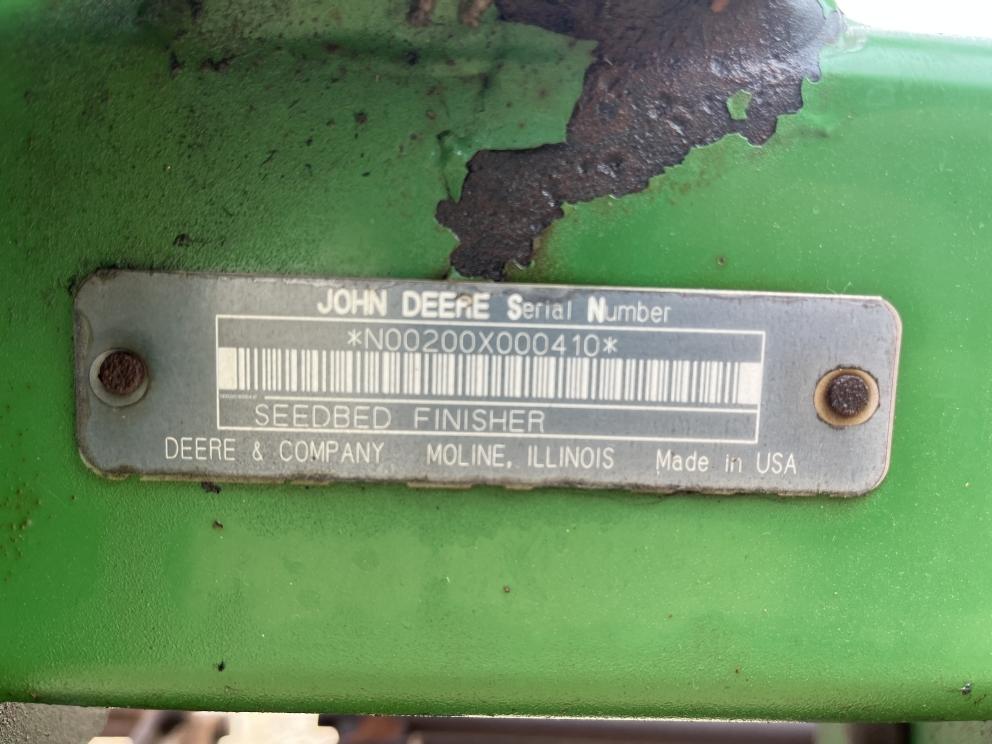 Image for 2002 John Deere 200