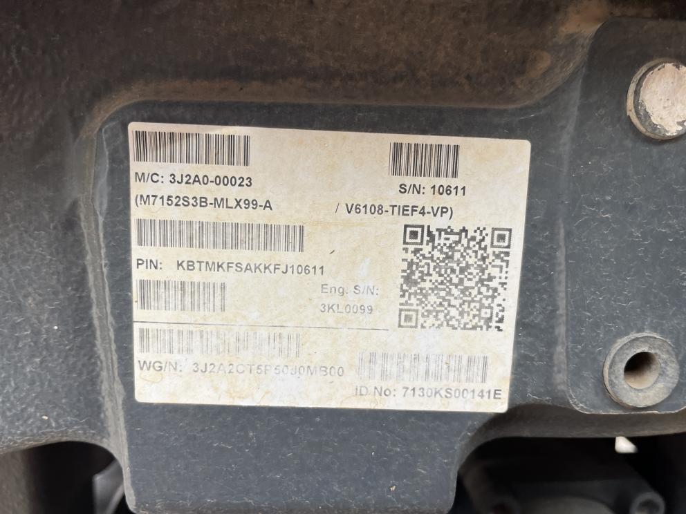 Image for 2019 Kubota M7-152 Deluxe