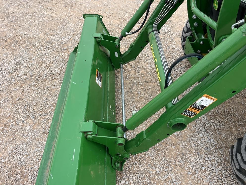 Image for 2019 John Deere 4066M