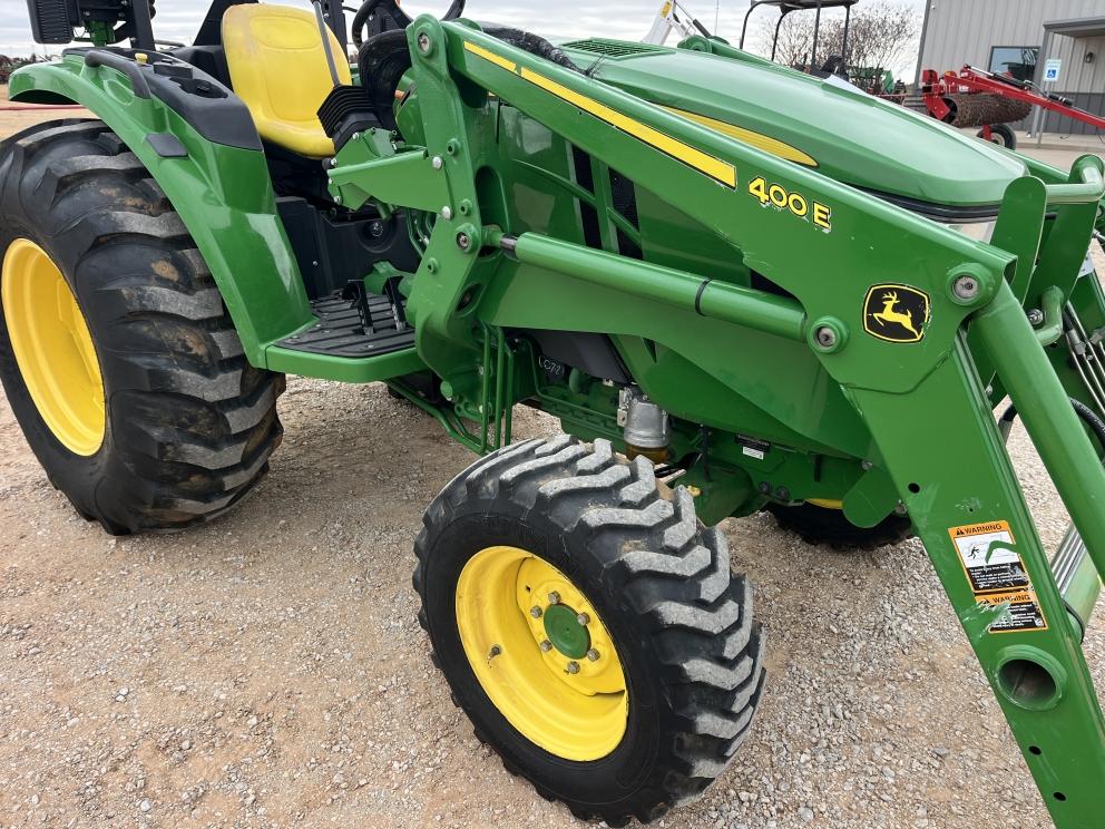 Image for 2019 John Deere 4066M