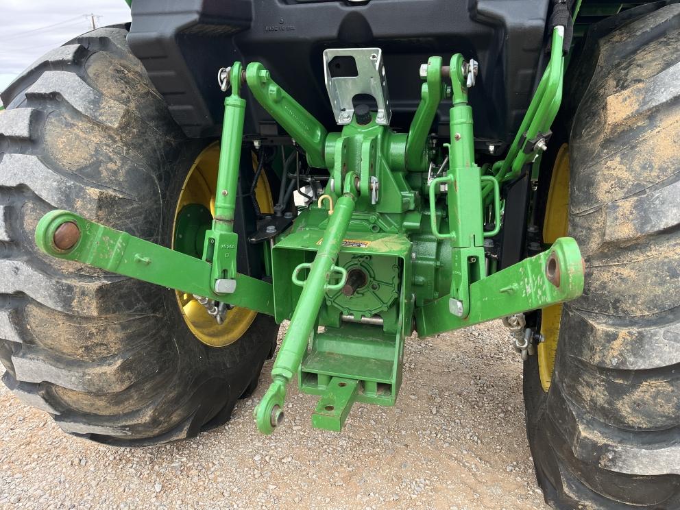 Image for 2019 John Deere 4066M