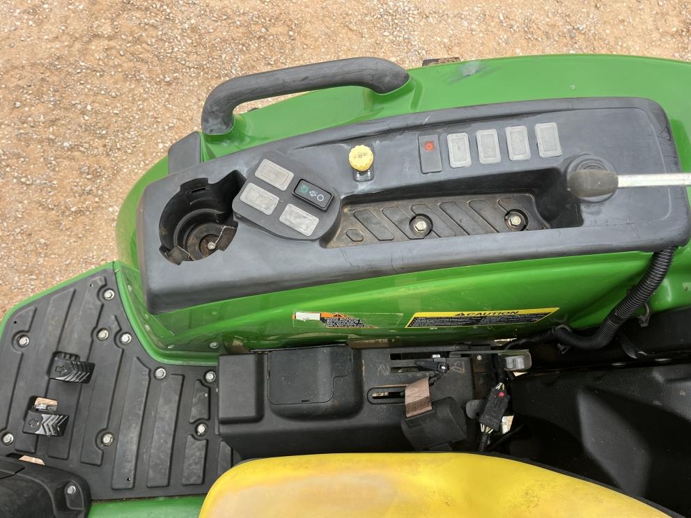 Image for 2019 John Deere 4066M