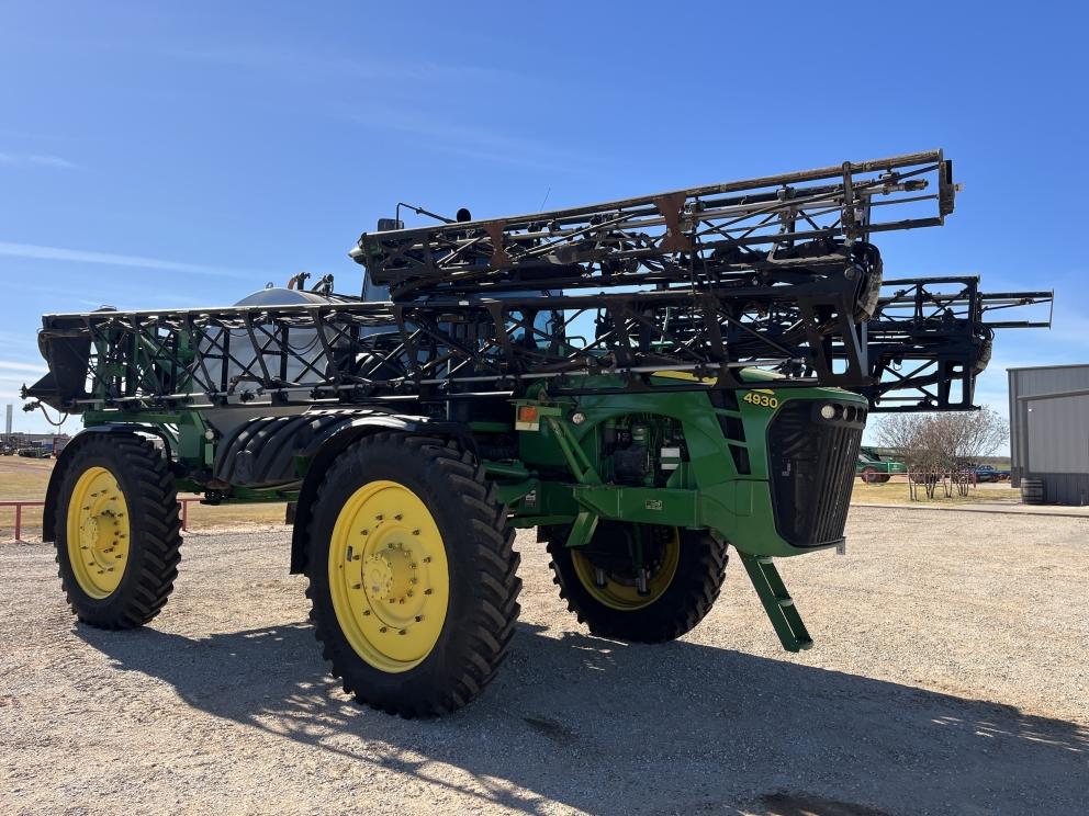 Image for 2007 John Deere 4930