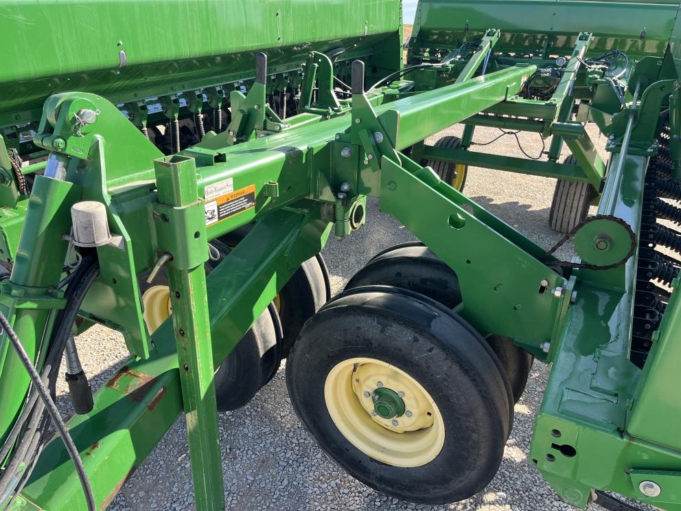 Image for 2014 John Deere 455