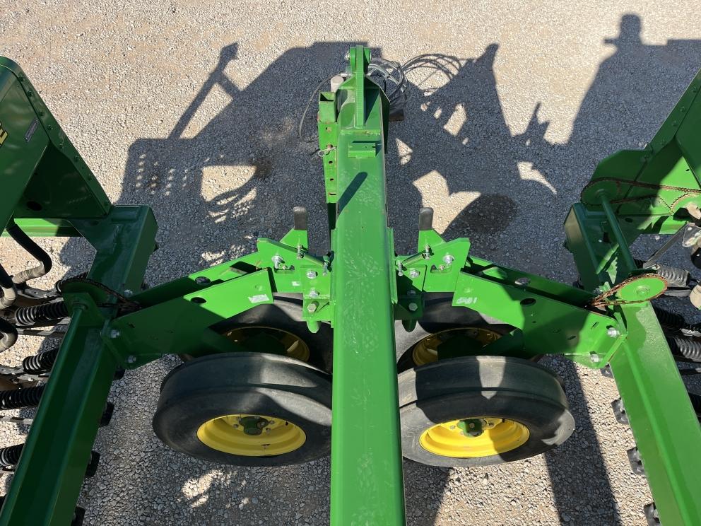Image for 2014 John Deere 455