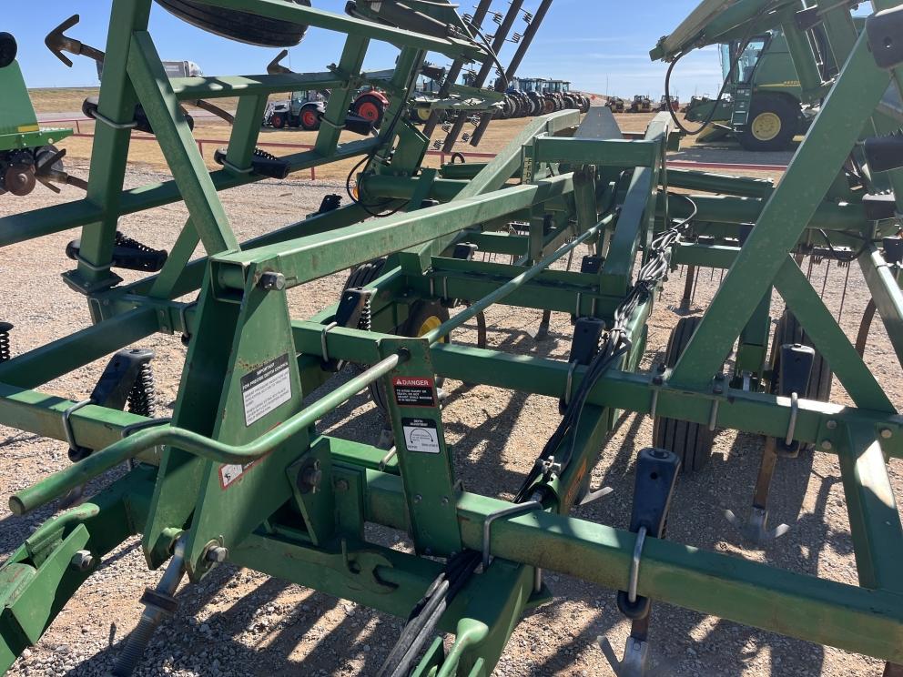 Image for 1999 John Deere 980