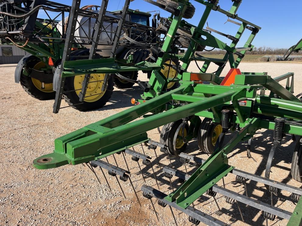 Image for 1999 John Deere 980