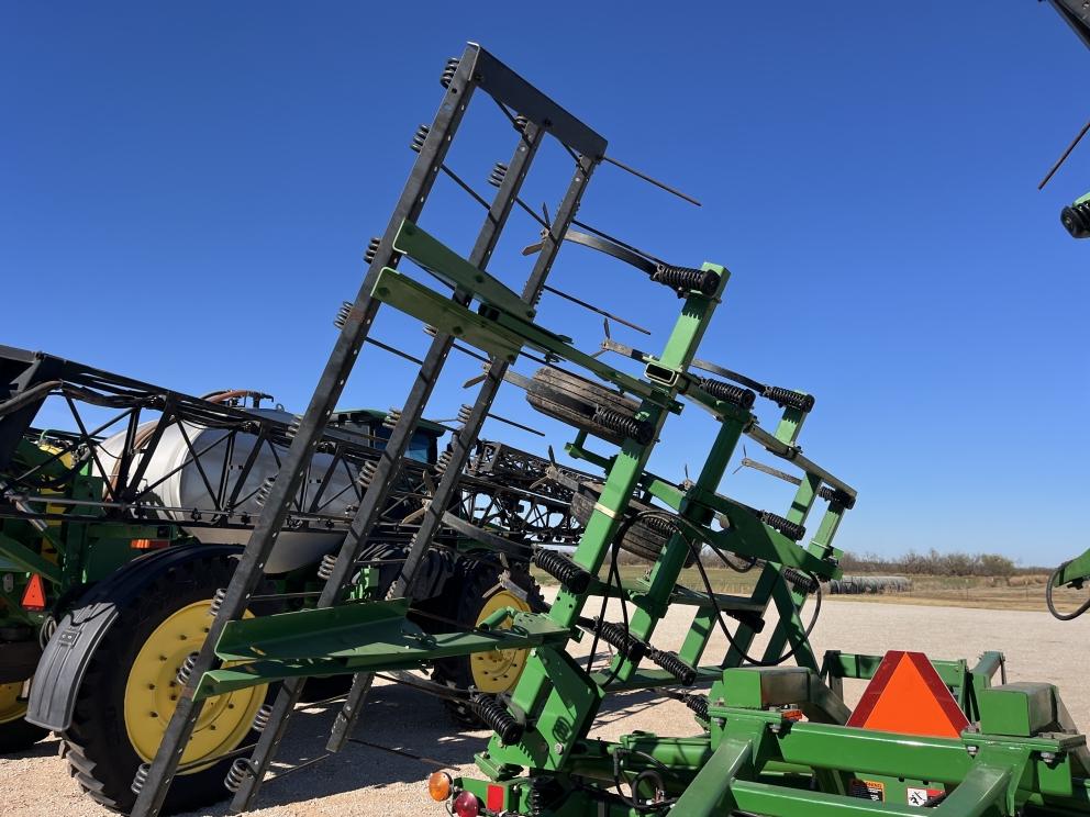 Image for 1999 John Deere 980