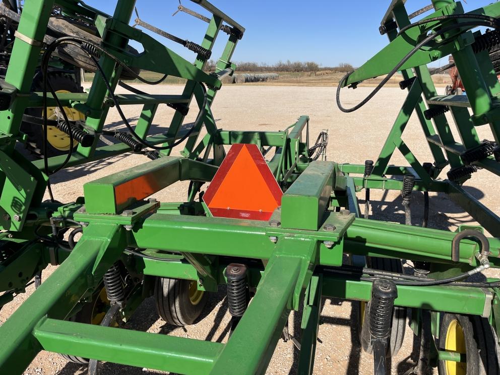 Image for 1999 John Deere 980