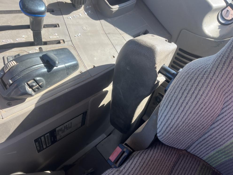 Image for 2010 John Deere 6430