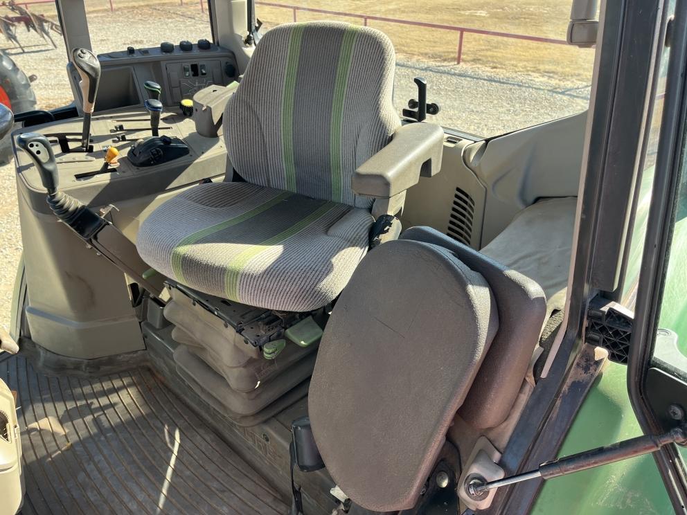 Image for 2010 John Deere 6430